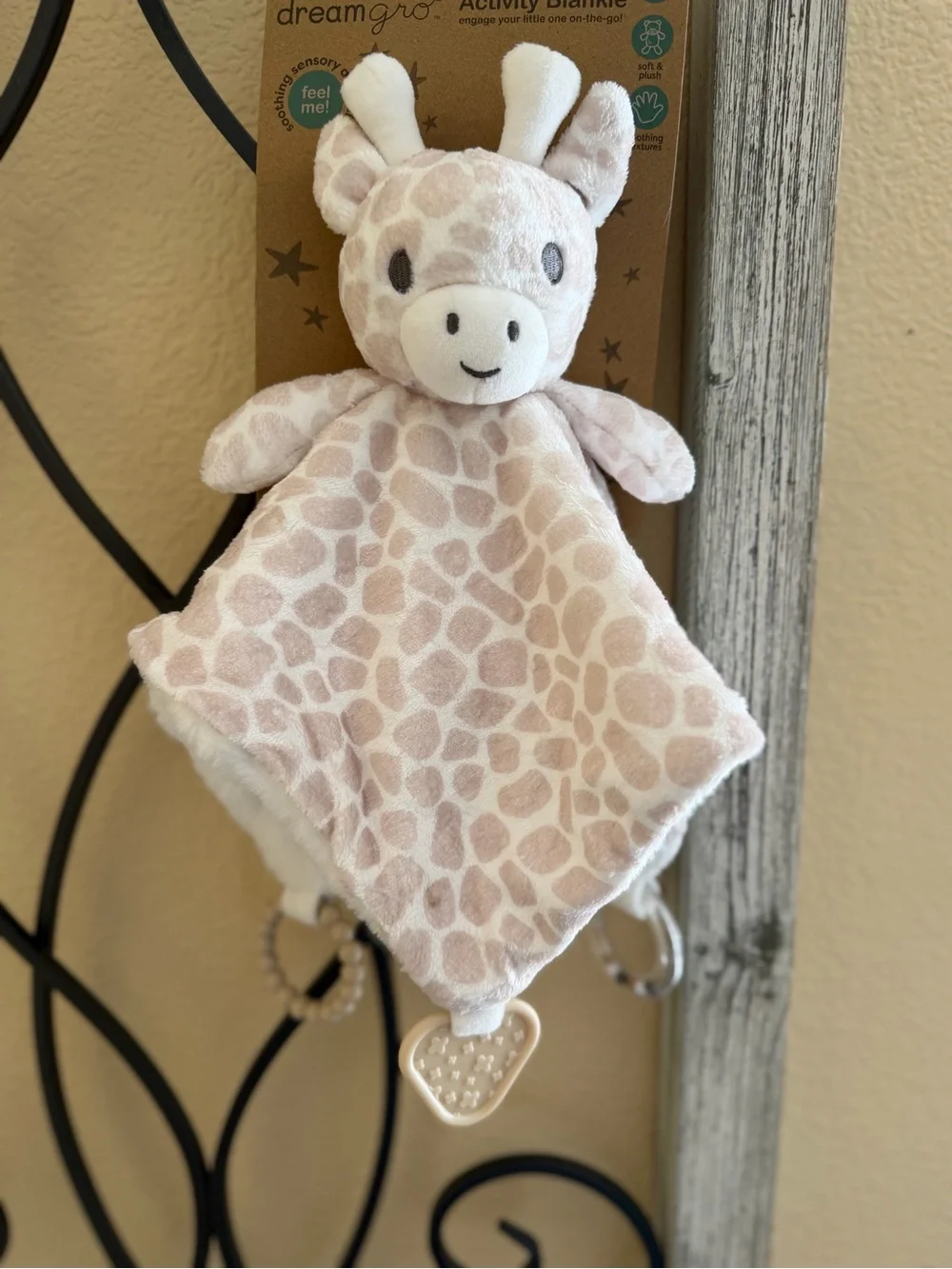 dream grow giraffe activity